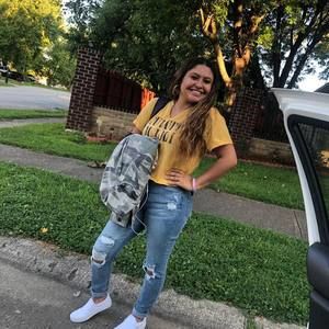 Meet your Posher, Victoria